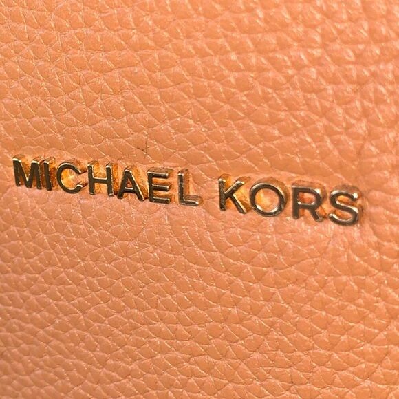 Michael Kors Brown Leather Satchel Bag with lock charm - Picture 2 of 14